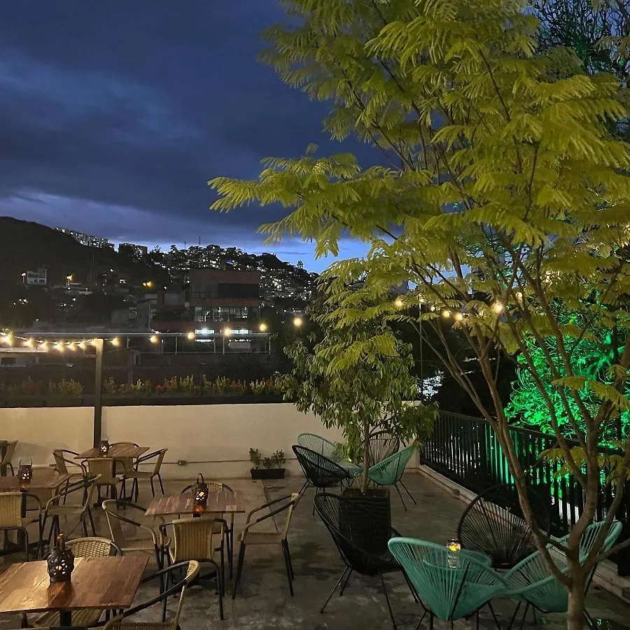 Hotel 9.5 San Fernando Cali