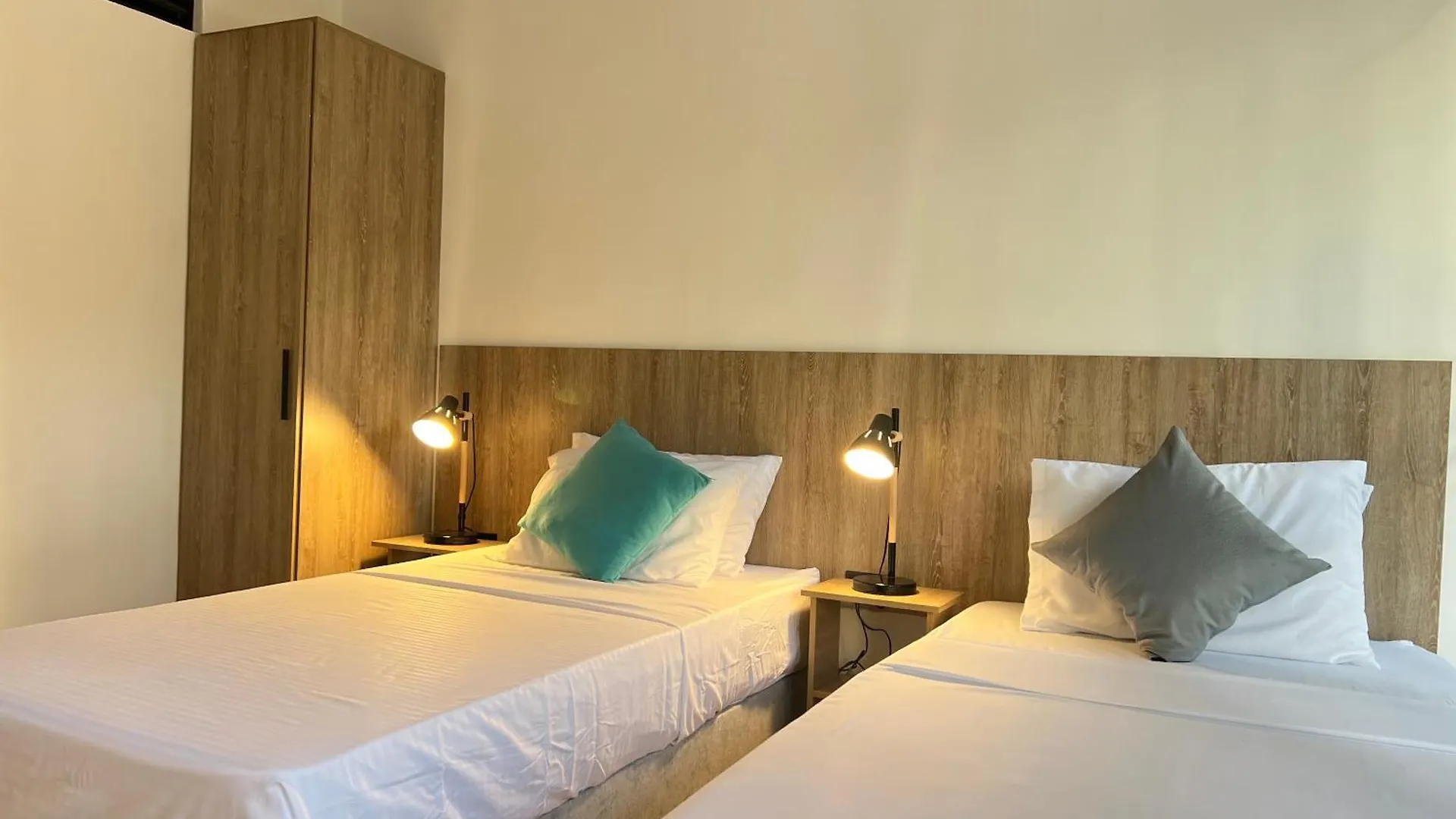 Hotel 9.5 San Fernando Cali 4*,