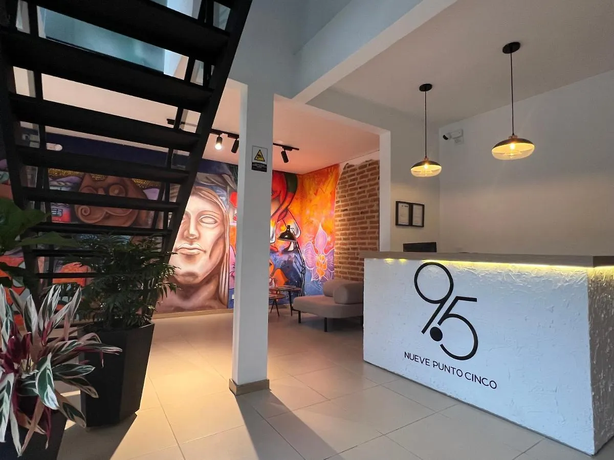 Hotel 9.5 San Fernando Cali